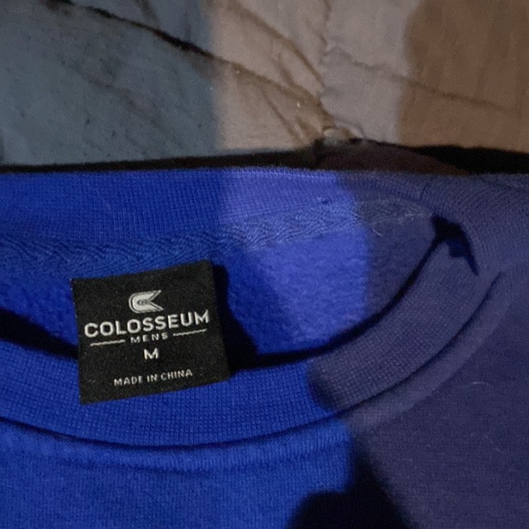 Crewneck - Picture 2 of 3